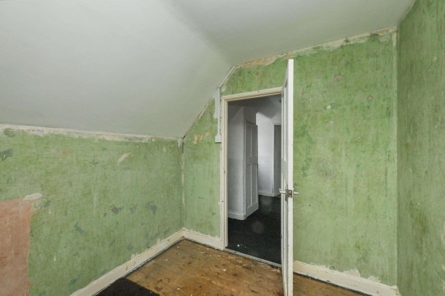 42 Horslow Street, Potton, Sandy Beds SG19 2NX 8