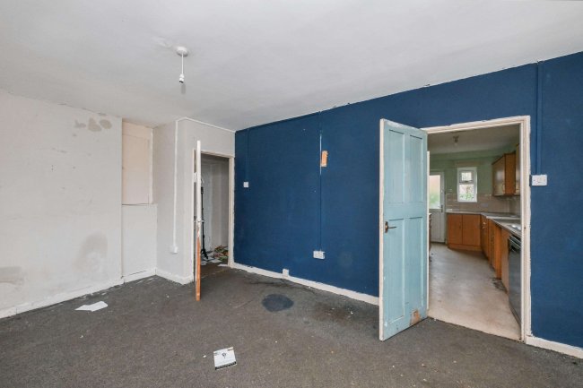 42 Horslow Street, Potton, Sandy Beds SG19 2NX 8