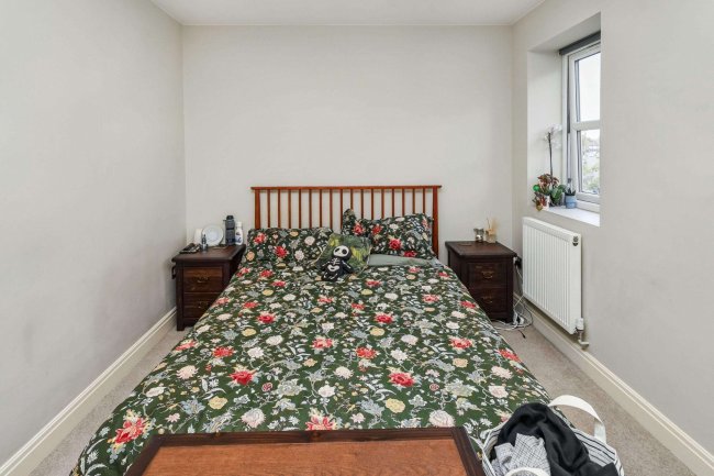 Flat 4, 68 Boston Road, Hanwell, London, W7 2ET 1