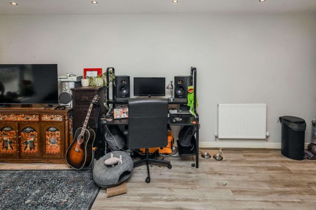 Flat 4, 68 Boston Road, Hanwell, London, W7 2ET 1