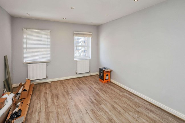 Flat 6, 68 Boston Road, Hanwell, London, W7 2ET 4