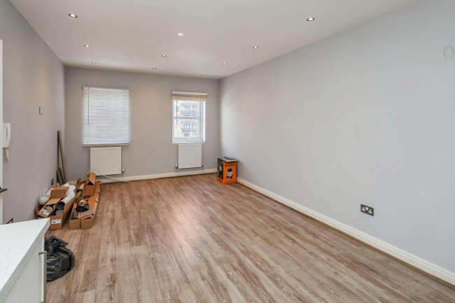 Flat 6, 68 Boston Road, Hanwell, London, W7 2ET 4