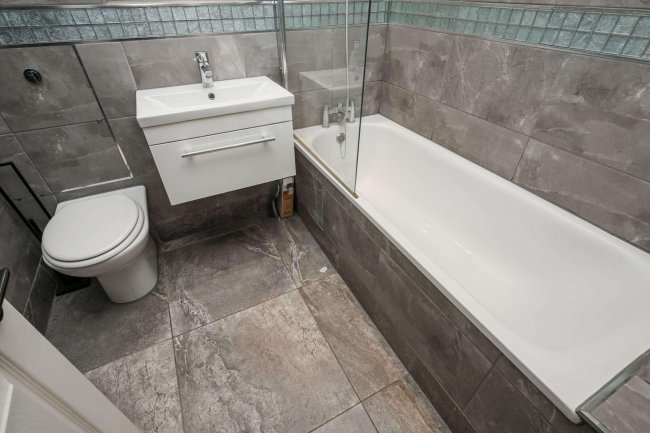 Flat 6, 68 Boston Road, Hanwell, London, W7 2ET 4