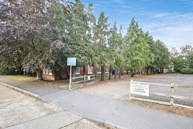 Flat 16 Astra Court East, Astra Close, Hornchurch, Essex, RM12 5NJ 8