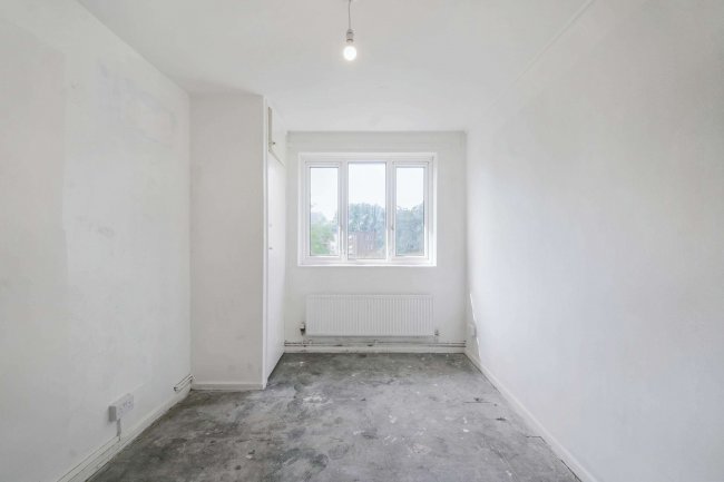 Flat 65, George Downing Estate, Cazenove Road, Stoke Newington, N16 6BE 2