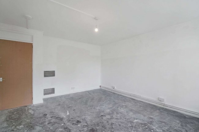 Flat 65, George Downing Estate, Cazenove Road, Stoke Newington, N16 6BE 2