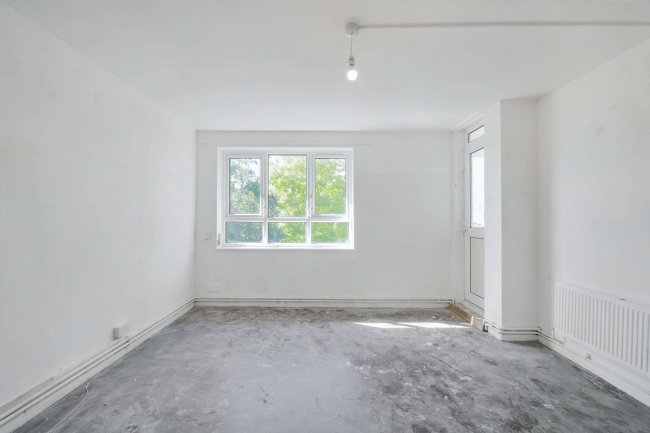 Flat 65, George Downing Estate, Cazenove Road, Stoke Newington, N16 6BE 2