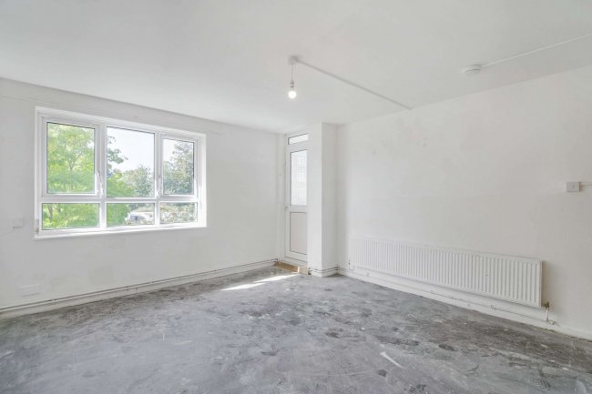 Flat 65, George Downing Estate, Cazenove Road, Stoke Newington, N16 6BE 2