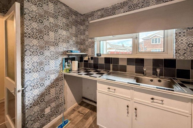 117C Green Lane, Shanklin, Isle of Wight, PO37 7EU 1