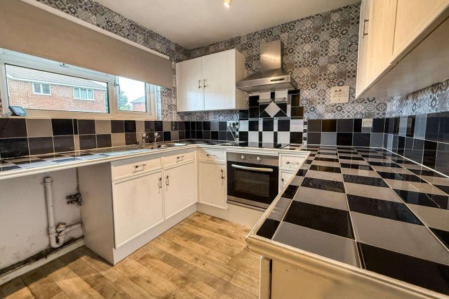 117C Green Lane, Shanklin, Isle of Wight, PO37 7EU 1