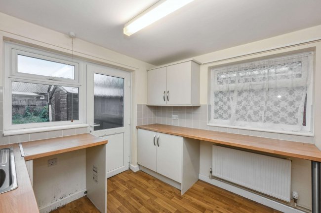 23 Rowan Crescent, Biggleswade SG18 0PQ 9