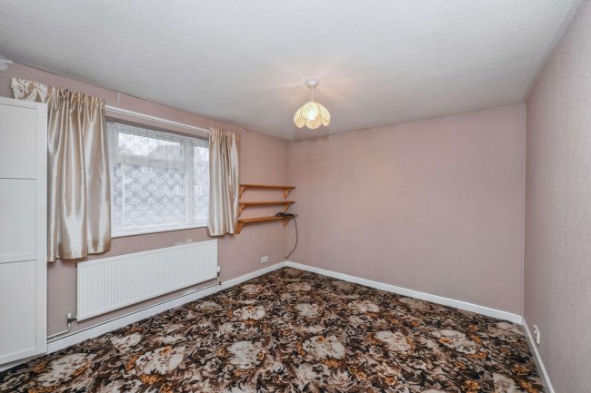 23 Rowan Crescent, Biggleswade SG18 0PQ 9