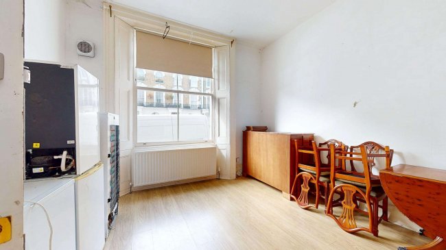 106 Gloucester Avenue, Primrose Hill, London, NW1 8HX 2