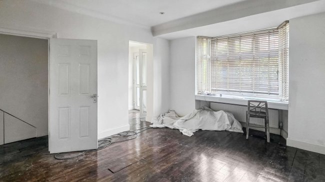 43 Harrow Road, Wembley, HA9 6DG 5