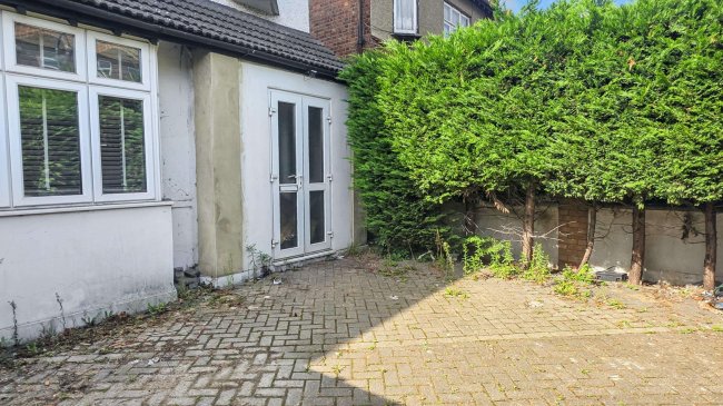 43 Harrow Road, Wembley, HA9 6DG 5