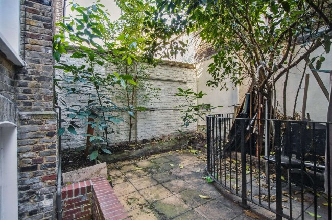 9 Goodge Place, Fitzrovia, London, W1T 4SG 7