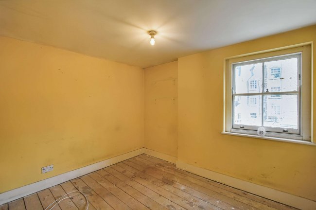 9 Goodge Place, Fitzrovia, London, W1T 4SG 7