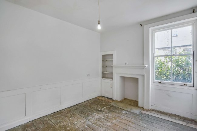 9 Goodge Place, Fitzrovia, London, W1T 4SG 7