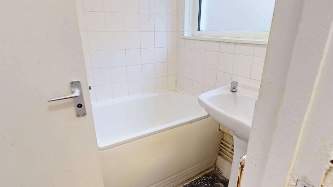 Flats A and B, 229 Milkwood Road, Herne Hill, London, SE24 0JE 3