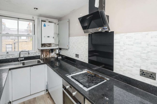 80 Cleveland Street, Fitzrovia, London W1T 6NE 3