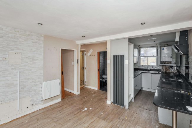 80 Cleveland Street, Fitzrovia, London W1T 6NE 3