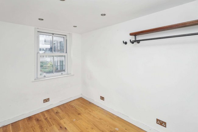 80 Cleveland Street, Fitzrovia, London W1T 6NE 3