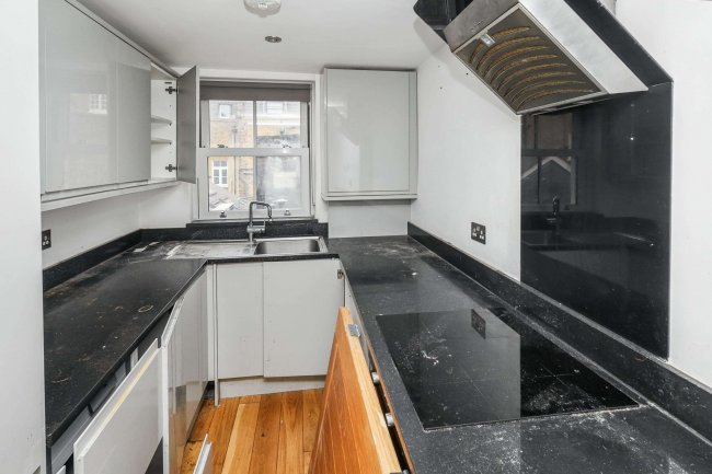 80 Cleveland Street, Fitzrovia, London W1T 6NE 3