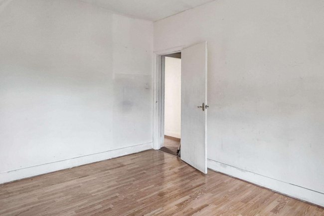 2B Nightingale Road, Harlesden, London NW10 4RH 6