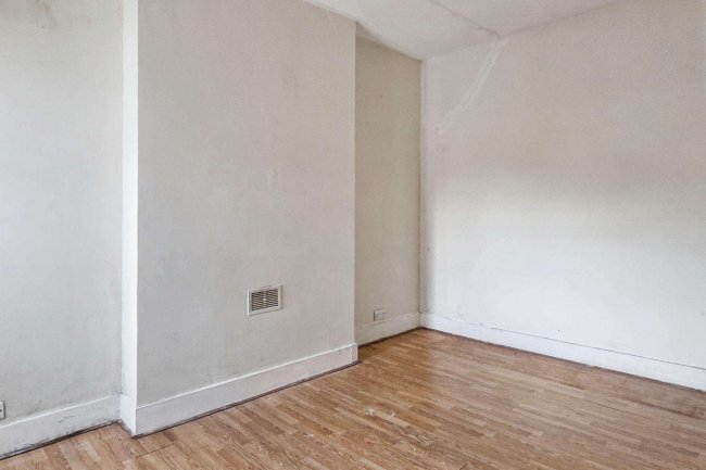 2B Nightingale Road, Harlesden, London NW10 4RH 6