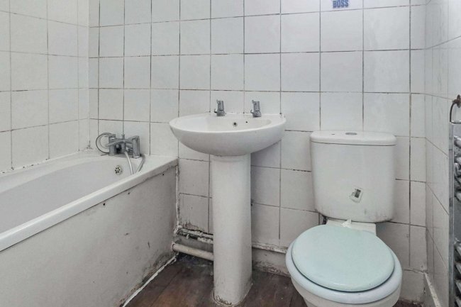 2B Nightingale Road, Harlesden, London NW10 4RH 6