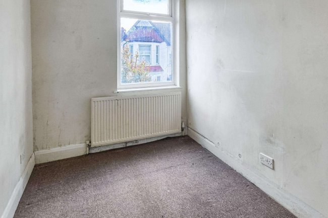 2B Nightingale Road, Harlesden, London NW10 4RH 6