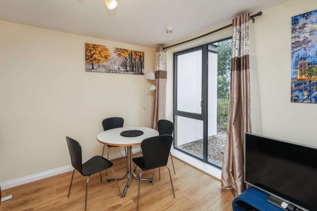 Flat 44, Frost Court, Salk Close, Colindale, London NW9 5XH 8