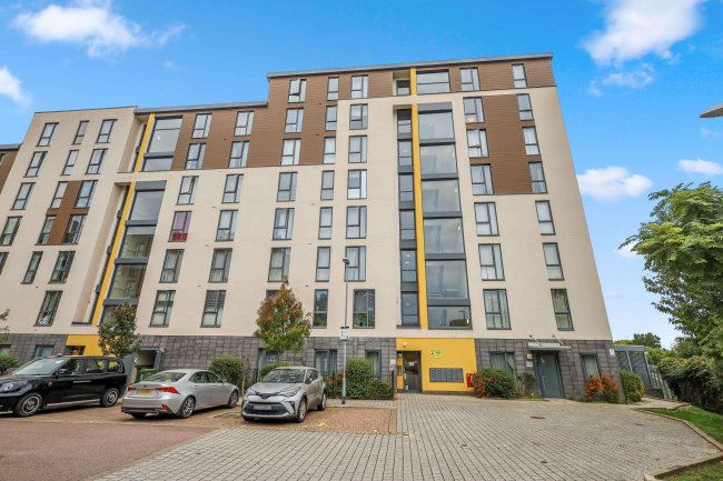 Flat 44, Frost Court, Salk Close, Colindale, London NW9 5XH 8