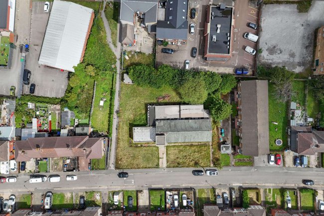 33a Edenhall Road, Sheffield, S2 2LD 6