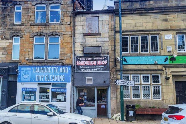 36 Burnley Road, Todmorden, West Yorkshire OL14 5EZ 2
