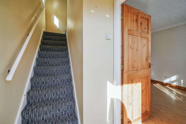 10 Drift Way, Colnbrook, Slough SL3 0LQ 7