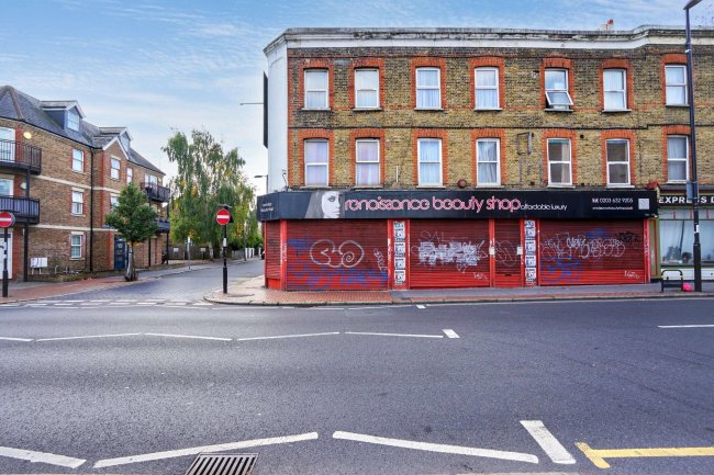 Flat 1, 110 Portland Road, South Norwood London, SE25 4PJ 3