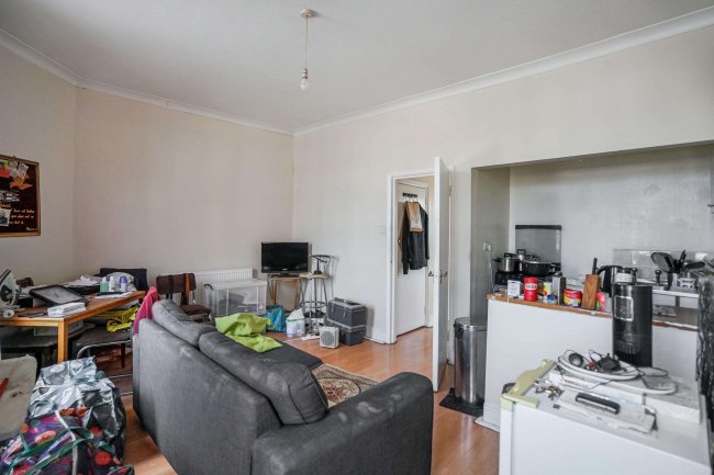 Flat 1, 110 Portland Road, South Norwood London, SE25 4PJ 3
