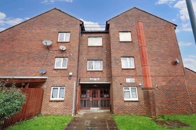 58 Mandela Close, Willesden, London, NW10 8BG 1