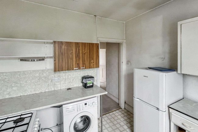 43 Norbury Court Road, Norbury, London SW16 4HU 6