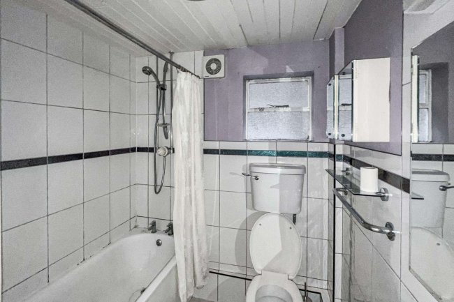 43 Norbury Court Road, Norbury, London SW16 4HU 6