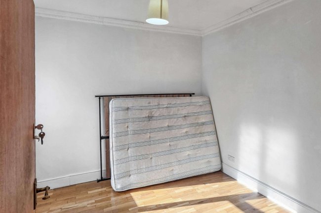 19 Ramsey Road, Acton, London W3 8AZ 69