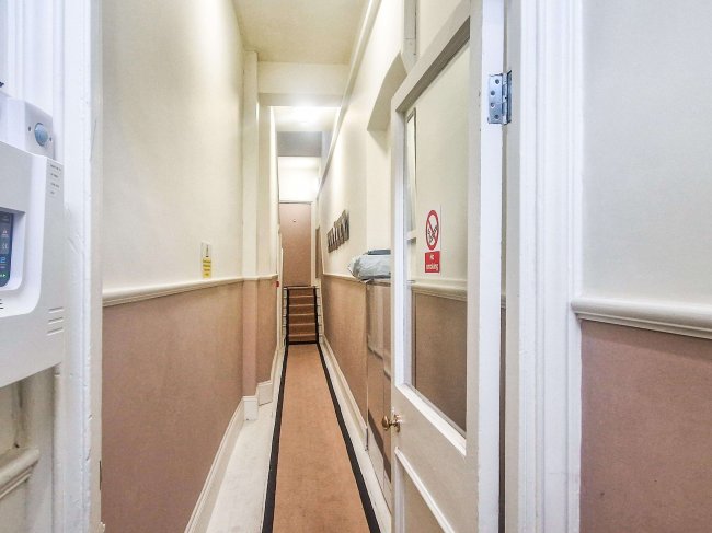 84 Embankment Road, Prince Rock, Plymouth, PL4 9HY 8