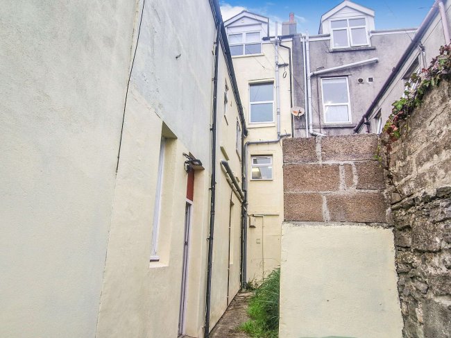 84 Embankment Road, Prince Rock, Plymouth, PL4 9HY 8