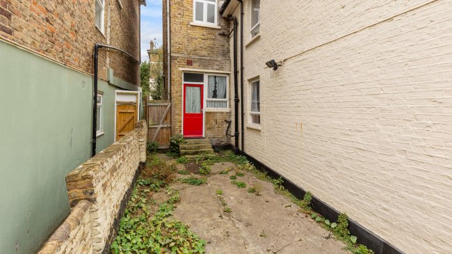 Flats A-C, 21 Eastdown Park, Lewisham, London, SE13 5HU 1