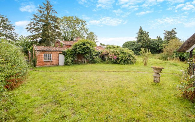 Forge Cottage, Norwich Road, Bracon Ash, Norwich, NR14 8JJ 6