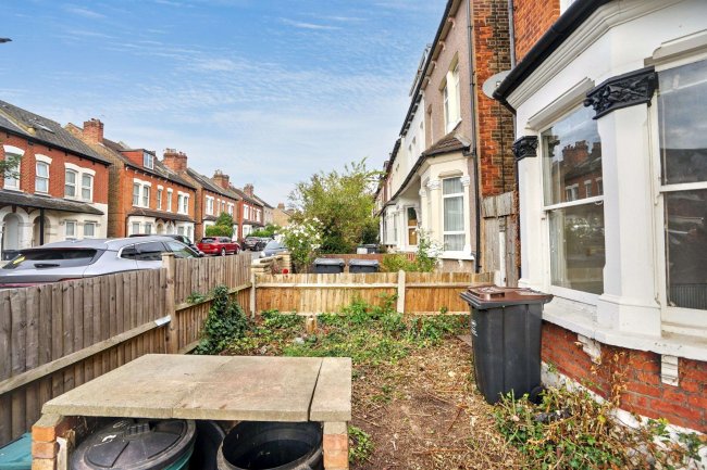 58A Lennard Road, Penge, London, SE20 7LX 4