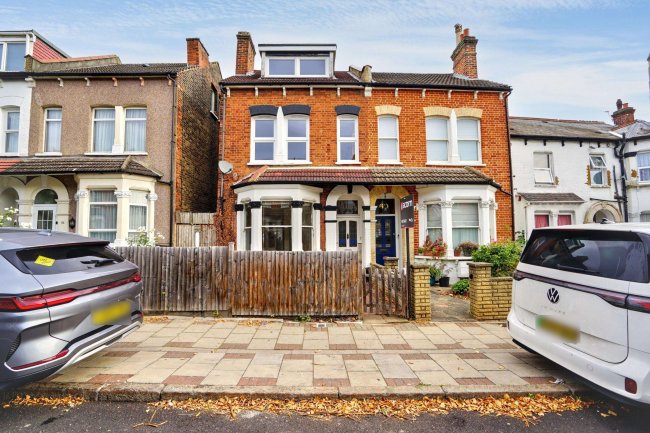 58A Lennard Road, Penge, London, SE20 7LX 4