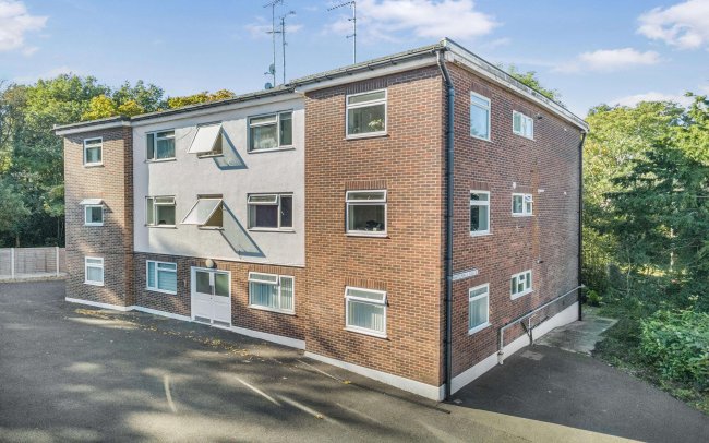 1-6 Whitehall Lodge, Bentley Way, Woodford Green IG8 0SF 10