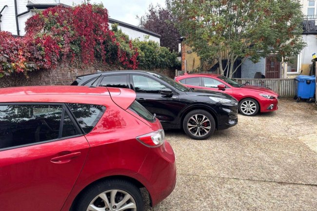 Site to the Rear of Corner House Parade, Epsom Road, Ewell KT17 1NX 9